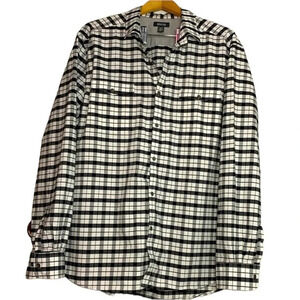 Men’s Kenneth Cole button down shirt